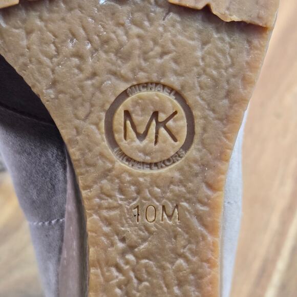 Michael Kors Rory Tan Suede Casual Lifestyle Daily Wedge Bootie Womens 10 M - Picture 12 of 13